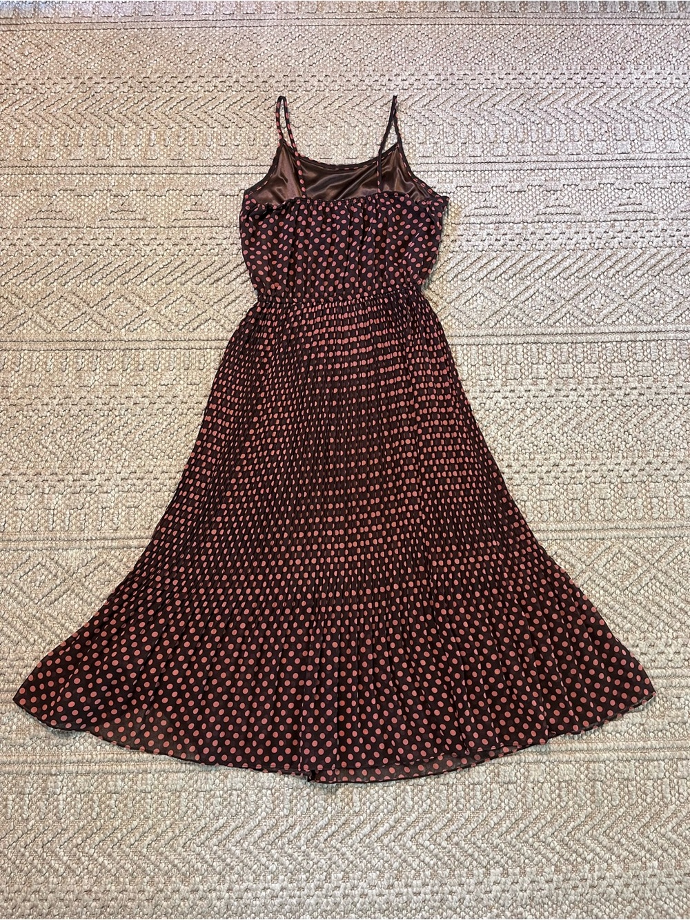 O2 Collection Pleated Dress - Picture 5 of 5